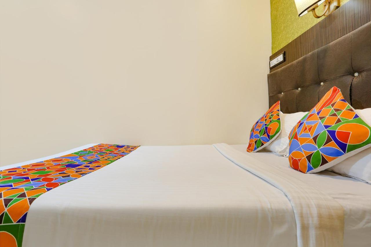 Hotel Aksa Powai Βομβάη Εξωτερικό φωτογραφία