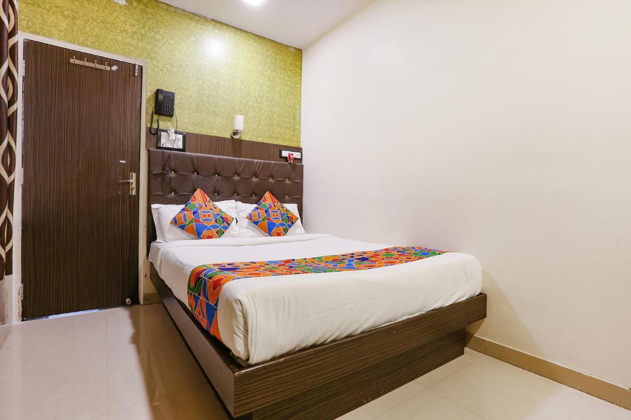 Hotel Aksa Powai Βομβάη Εξωτερικό φωτογραφία
