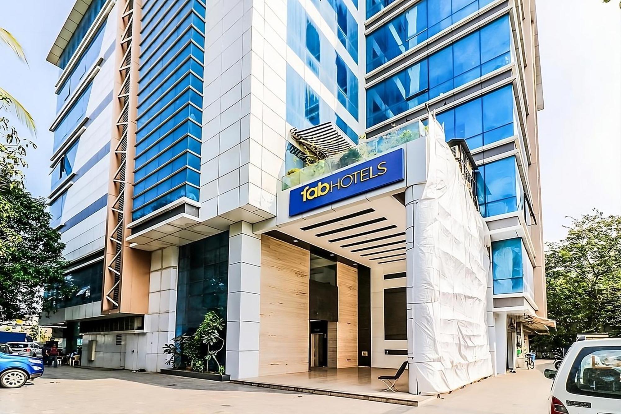 Hotel Aksa Powai Βομβάη Εξωτερικό φωτογραφία